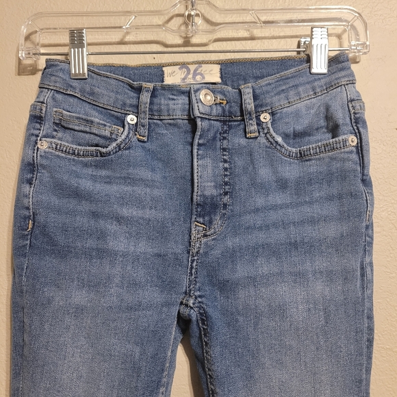 Free People Distressed Skinny Jeans - Picture 4 of 15